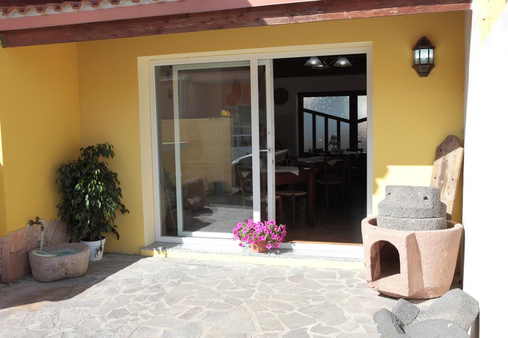 B&B Terre Del Sinis Càbras Kültér fotó