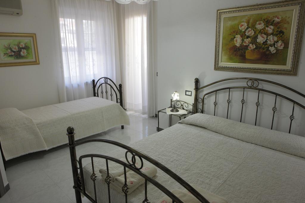 B&B Terre Del Sinis Càbras Szoba fotó
