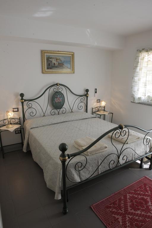 B&B Terre Del Sinis Càbras Szoba fotó